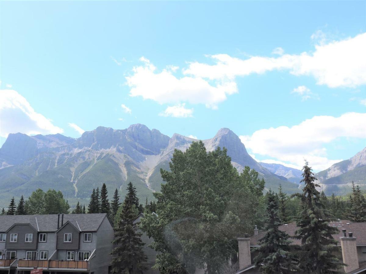 Fenwick Vacation Rental Open Hot Tub Glorious Mountain 2 Bedroom Canmore Exterior foto