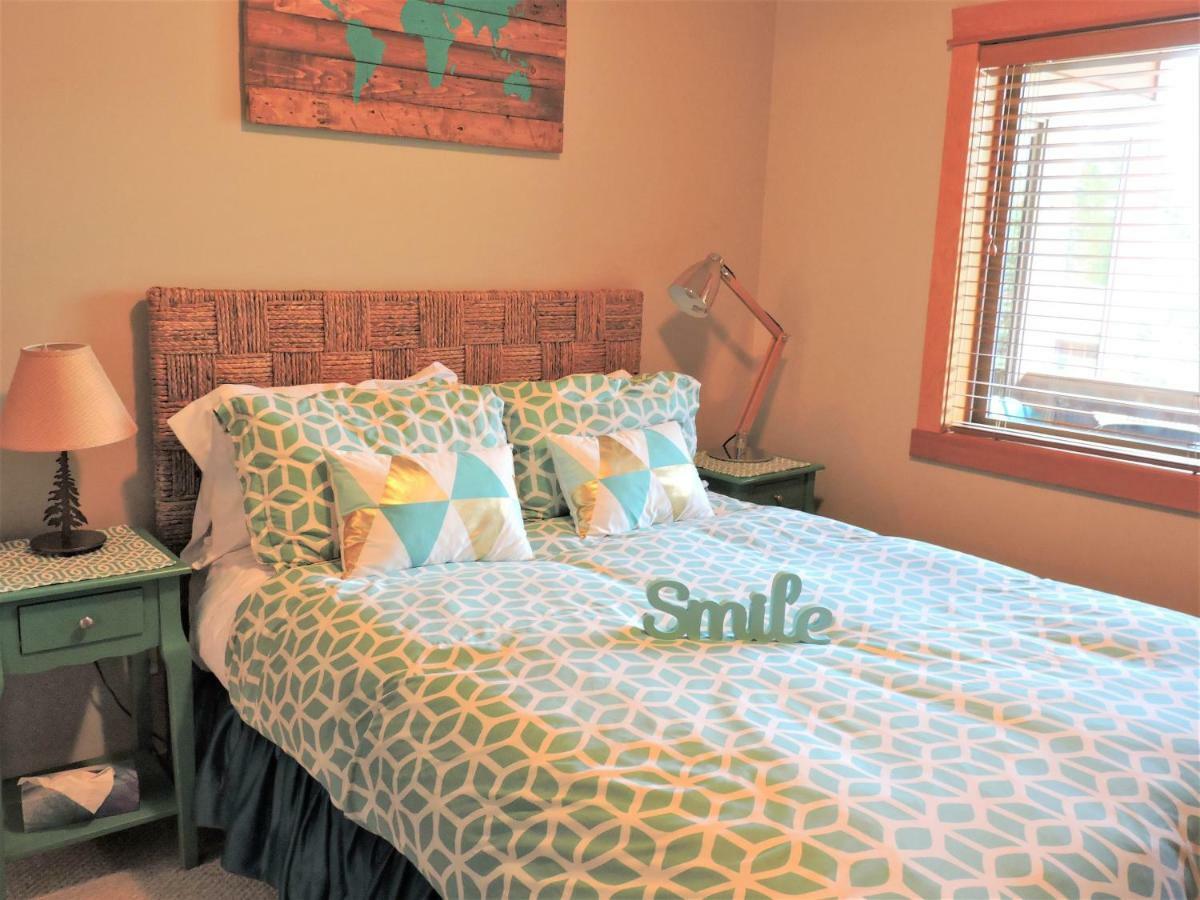 Fenwick Vacation Rental Open Hot Tub Glorious Mountain 2 Bedroom Canmore Exterior foto